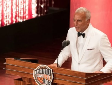 Ο Νίκος Γκάλης θυμάται: «Όλοι περίμεναν τον σούπερ σταρ από την Αμερική»